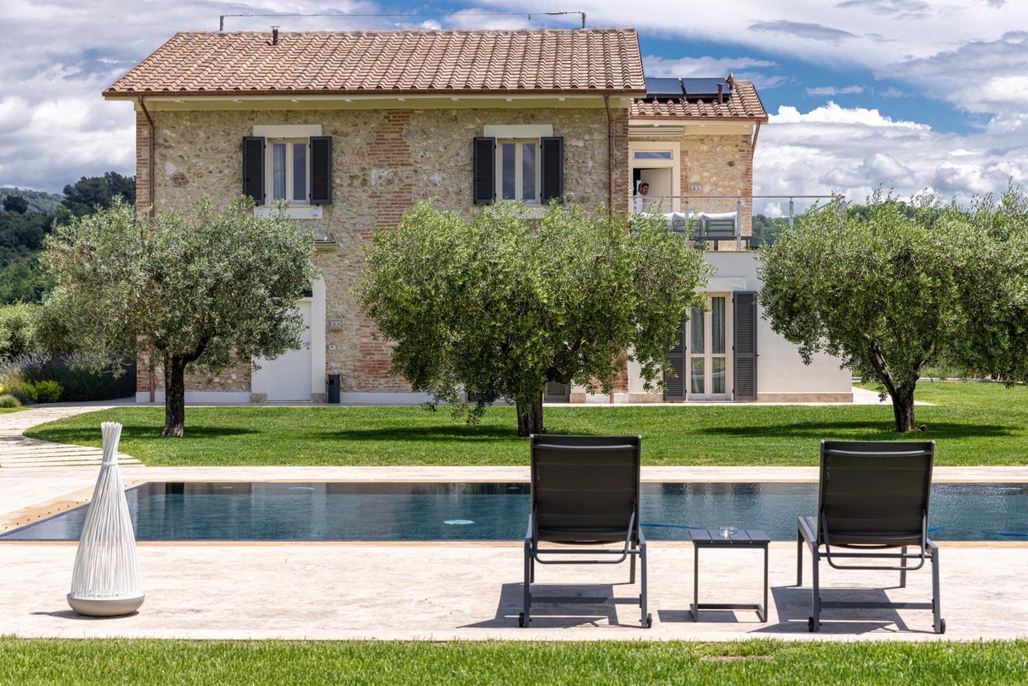 Tenuta Fogliani Resort & Natural Spa Visciano Esterno foto