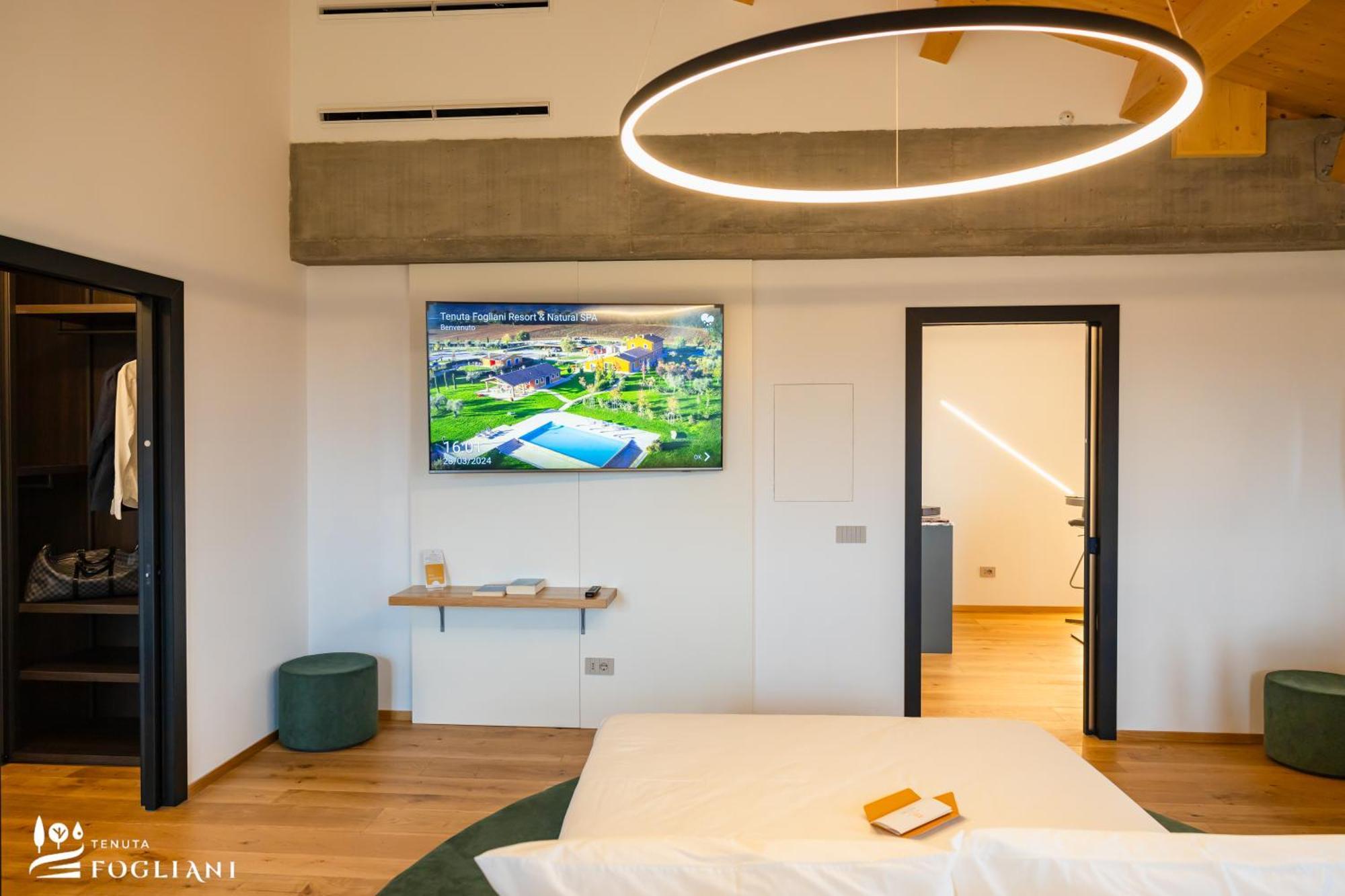 Tenuta Fogliani Resort & Natural Spa Visciano Esterno foto